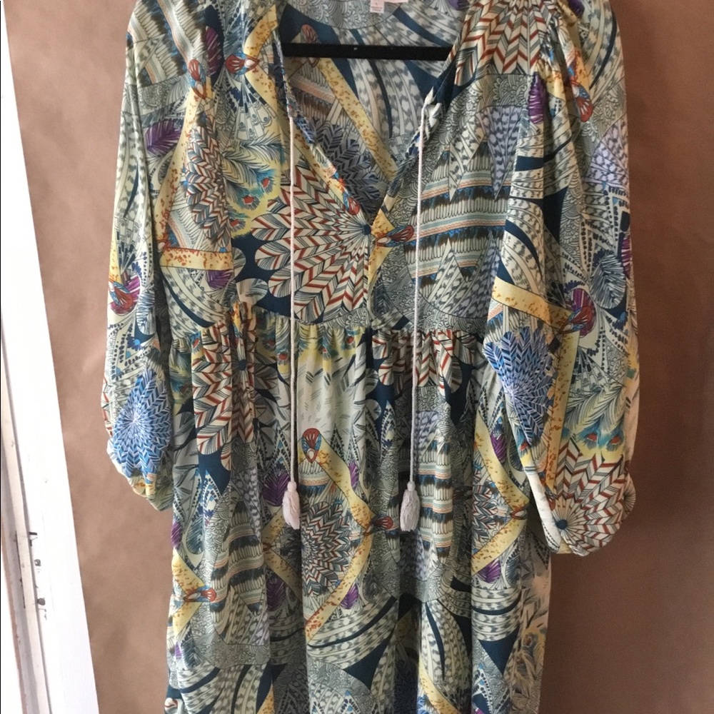 UMGEE tunic Beautiful colors. Tassel ties